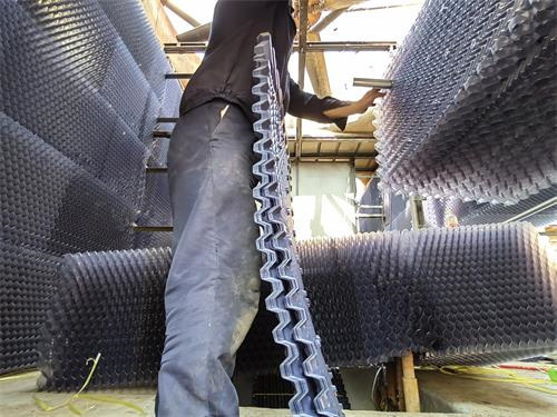 廣州冷卻塔廠家填料的維修保養方法(廣州良機冷卻塔