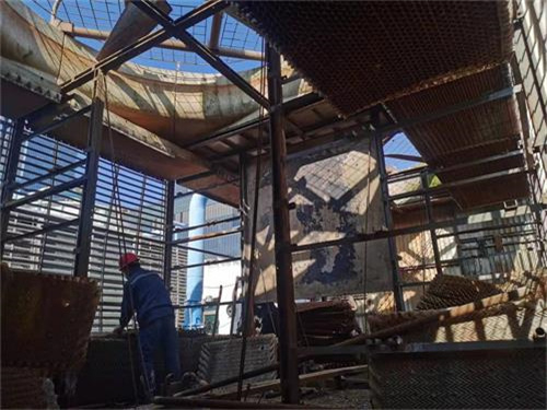 怎樣更換玻璃鋼冷卻塔塔內(nèi)的填料